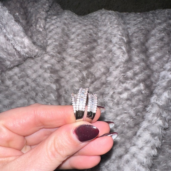 Diamond Infinity Ring - Picture 3 of 5